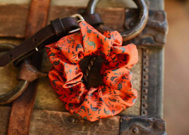 Spurs N’ Horseshoes in Rust Scrunchie Cowgirl Hair Accessory